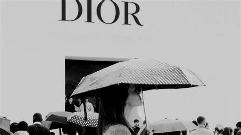 dior ネックレス 錆びる